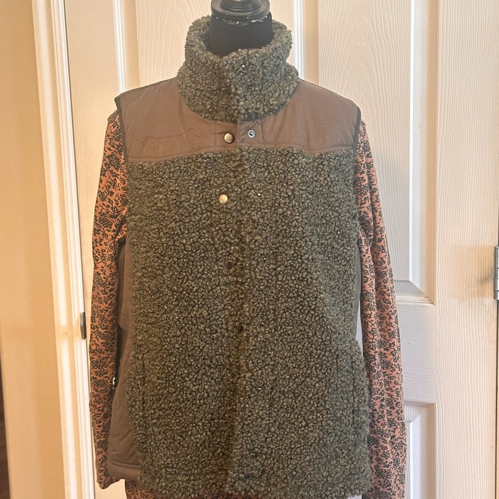 Aventura Forest Green Teddy Jacket